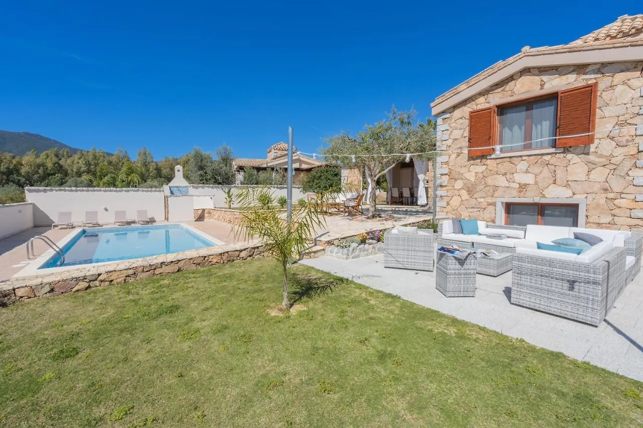 Domus Villa Lory Castiadas Cala Sinzias Beach With Swimming Pool Italy