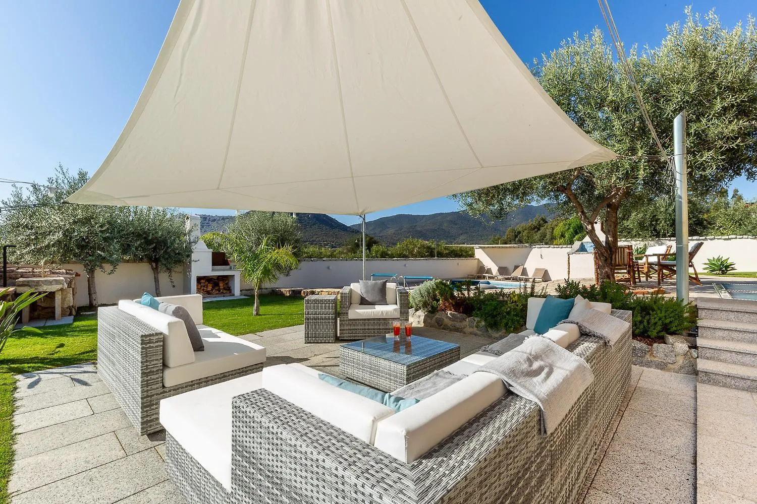 Domus Villa Lory Castiadas Cala Sinzias Beach With Swimming Pool
