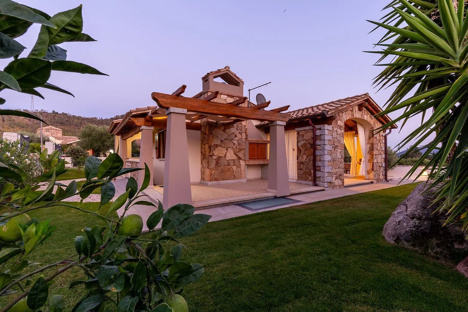 Domus Villa Lory Castiadas Cala Sinzias Beach With Swimming Pool Italy