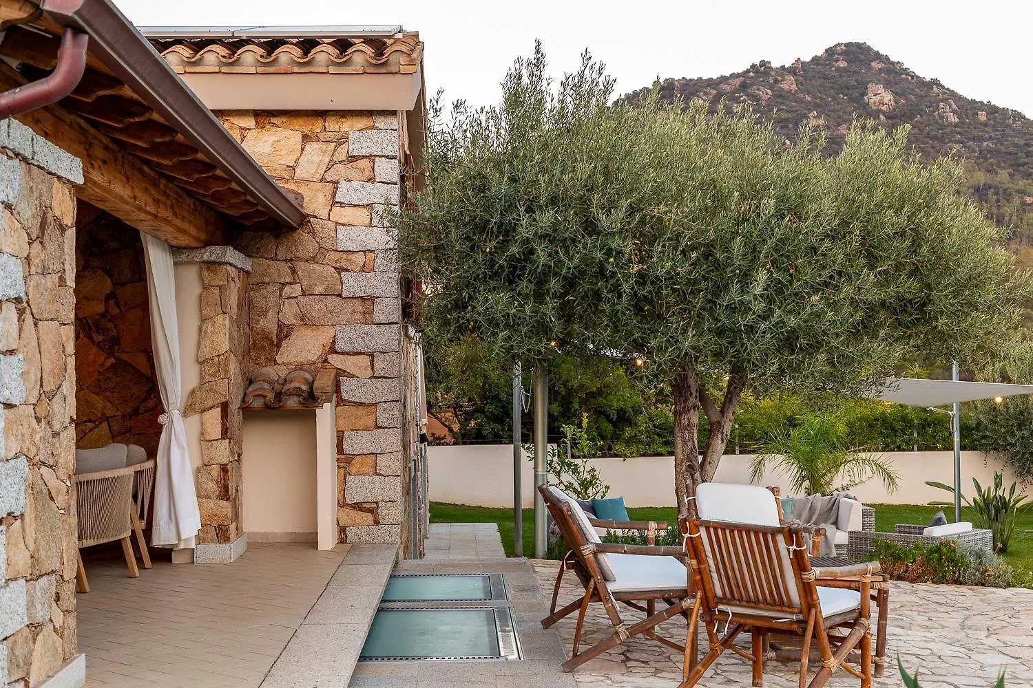 Domus Villa Lory Castiadas Cala Sinzias Beach With Swimming Pool