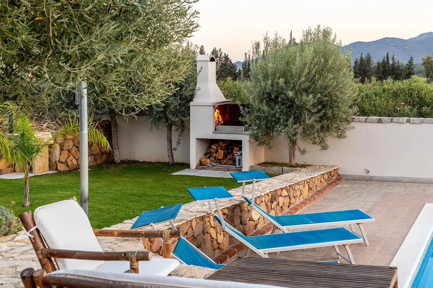 Domus Villa Lory Castiadas Cala Sinzias Beach With Swimming Pool