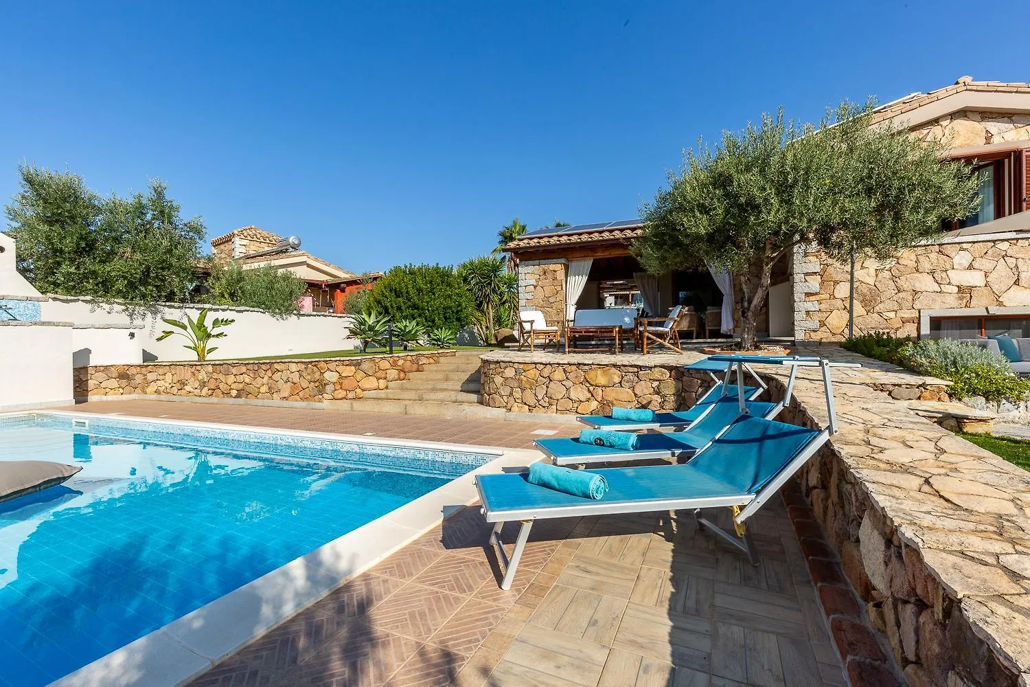 Domus Villa Lory Castiadas Cala Sinzias Beach With Swimming Pool