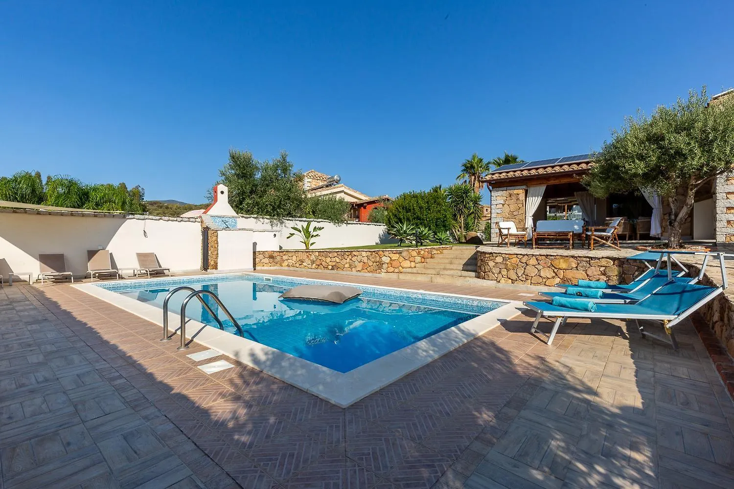 Domus Villa Lory Castiadas Cala Sinzias Beach With Swimming Pool